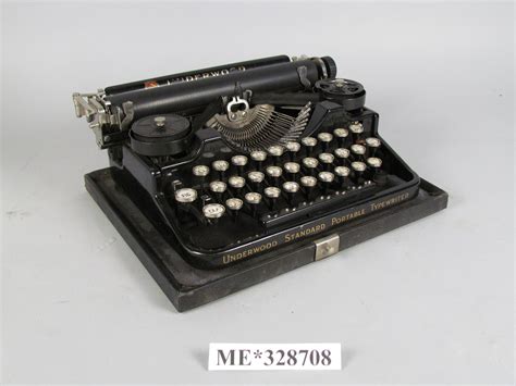 Underwood Standard Portable Typewriter Smithsonian Institution
