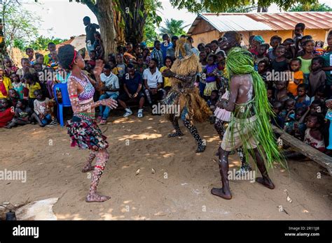 Yaka Tribe Practising A Ritual Dance Mbandane Congo Stock Photo Alamy