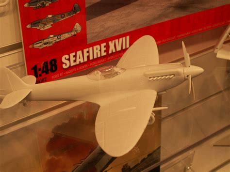 Airfix Page 1