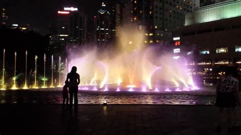 Malaysia Suria Klcc Dancing Fountain Youtube