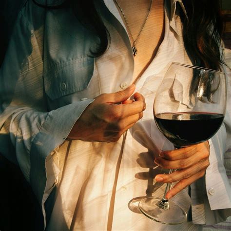 Wine Evening Wine Models Photoshoot Alcoholic Drinks