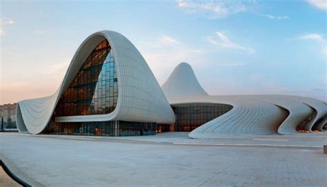 Organische Formen Für Ein Gebäude Von Zaha Hadid Zaha Hadid