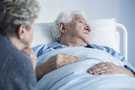 The Top 5 Regrets People Make On Their Deathbed And What They Teach