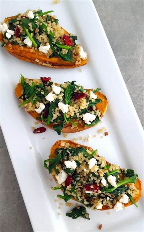 These stuffed sweet potatoes make an easy meal for a quick weeknight dinner. Quinoa & Spinach Stuffed Sweet Potatoes - JaMonkey