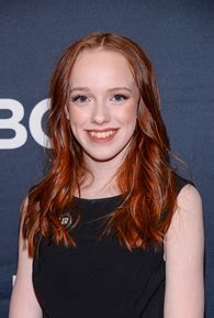 Amybeth mcnulty stands at a height of 5 feet 4 inches i.e 1.63 m. Amybeth McNulty (7 de Novembro de 2001) | Artista | Filmow