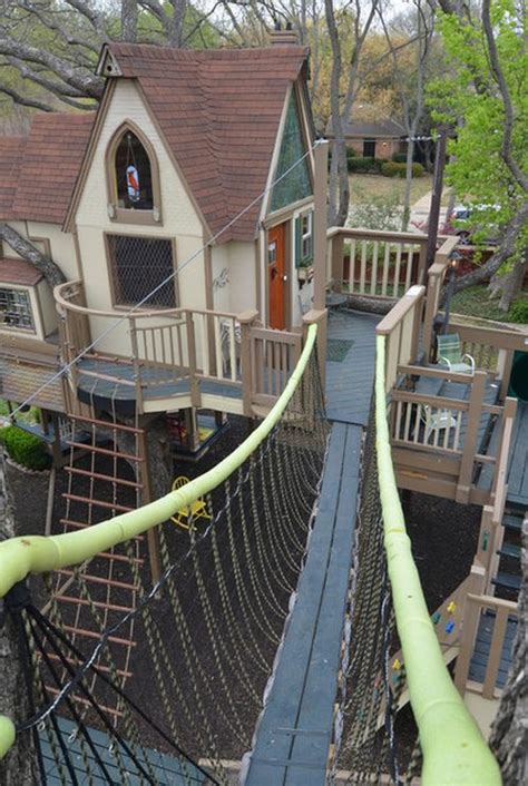 The Most Incredible Kids Tree House Ever 18 Pics