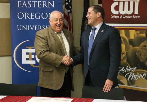 Cwi And Eastern Oregon University Sign Transfer Agreement Cwi