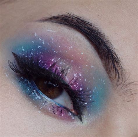 Galaxy Eyeshadow Look Amino