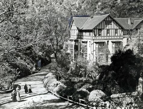 Caves House Jenolan Caves Notes The Four Storey Caves Ho Flickr