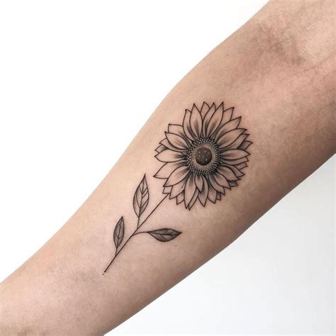 135 Sunflower Tattoo Ideas 2023 Inspiration Guide Sunflower Tattoos