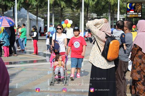 Pameran seni negaraku 20 ogos 2017 ini. SUARA LENSA: 'Negaraku Sehati Sejiwa' tema Hari Merdeka 2017
