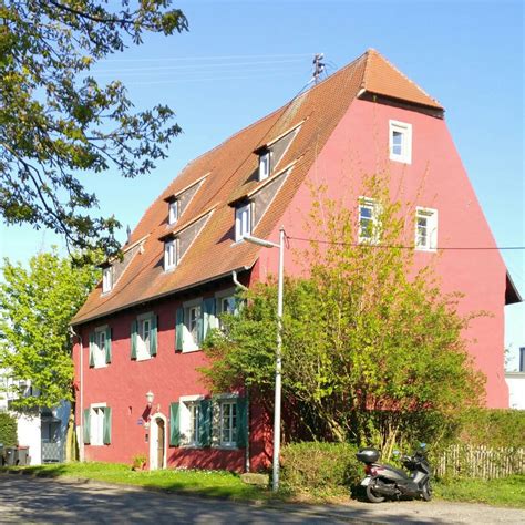 Zweifamilienhaus mit gewerbe:das gepflegte zweifamilienhaus befindet sich in einer guten wohnlage in der nordweststadt von karlsruhe. Home - Rotes Haus Karlsruhe