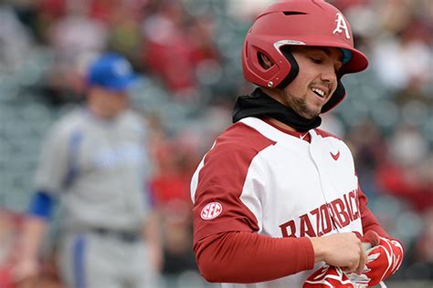 Wholehogsports Hogs Head West For Self Discovery