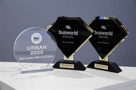 Busworld Drei Auszeichnungen für Daimler Buses Preisverleihungen