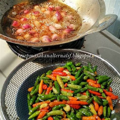 Matah sendiri artinya adalah mentah. Resep Sambal Bawang Mentah Goreng - Resep Masakan Sedehana