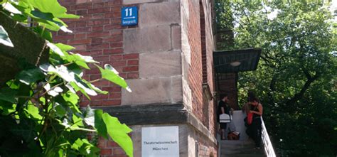 Theatraler protest und der weg polens zu 1989 (2012). Theaterwissenschaft München - LMU München