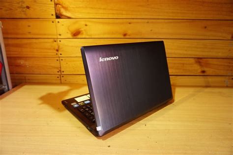 Jual Laptop Lenovo Ideapad Y580 Grey Eksekutif Computer