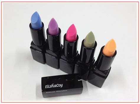 Wacky Trend Wednesday Color Changing Lipstick