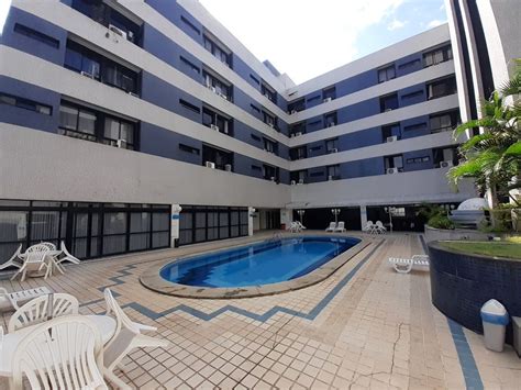 Apartamento Na Avenida Adhemar De Barros Ondina Em Salvador Por R