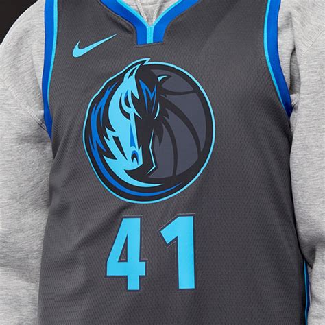 To celebrate our 40 years in the nba, we are departing from our traditional blue and commemorating the event with silver and gold. Mens Replica - Nike NBA Dirk Nowitzki Dallas Mavericks City Edition Swingman Jersey - Anthracite ...