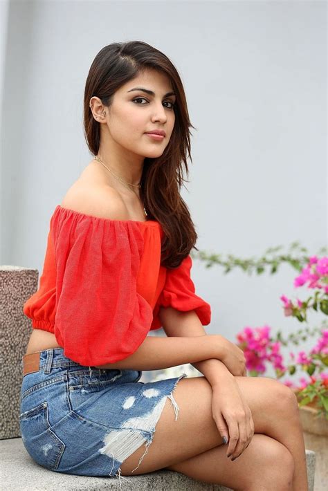 Sexy Bollywood Celebrity Pictures Rhea Chakraborty Displays Her Sexy Legs And Toned