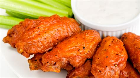 Then they're tossed with a spicy buffalo wing sauce that can be made mild to hot, depending on your taste preference. How to make the ultimate buffalo wing | Fox News