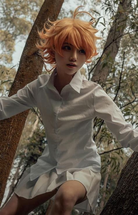 The Promised Neverland Emma Cosplay In 2021 Cosplay Cosplay Anime Cosplay Characters