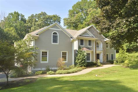 For Sale In Upper Saddle River New Jersey 14809035