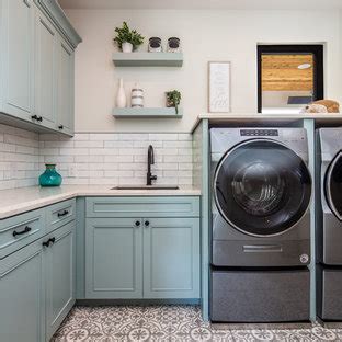 From extra chairs for regular guests to a small study area fused into the bedroom, there are endless options to make your life simpler and easier. 75 Most Popular Utility Room with Ceramic Flooring Design ...