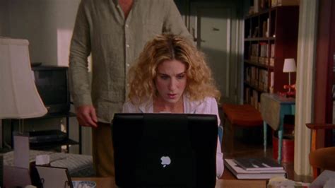 Apple Powerbook G3 Laptop Used By Sarah Jessica Parker As Carrie Bradshaw In Sex And The City