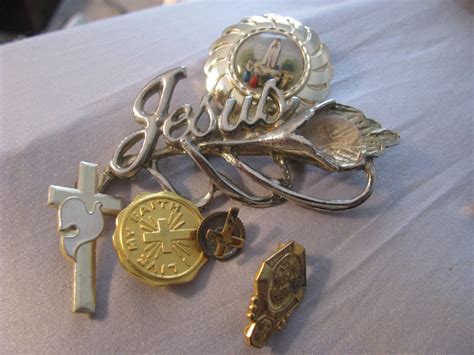 Very Nice Lot Of Christian Catholic Vintage Pins Including Signed