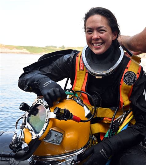 Donegal woman becomes first female diver for Irish Navy - Ocean FM