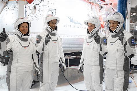 La Misión De Astronauta Crew 1 De Spacex Para La Nasa Actualizaciones En Vivo