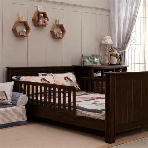 The full size platform bed does not need a boxspring. Toddler Full Size Bed or Toddler-Size Bed? What's the Best ...