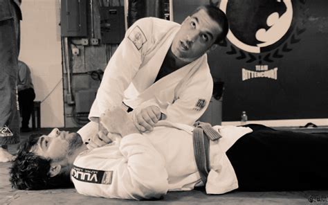 Quais Foram Os 10 Melhores Vídeos De Jiu Jitsu Do Ano De 2014 Graciemag