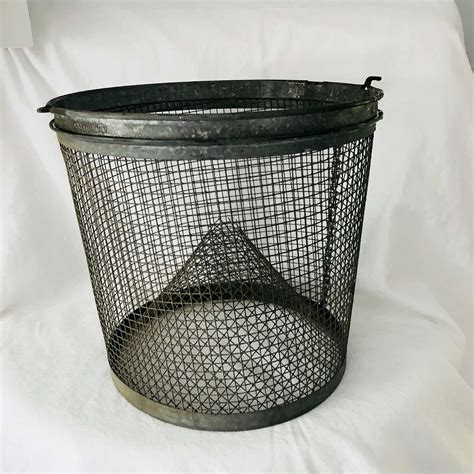 Vintage Metal Mesh Basket Gee Minnow Trap Wire Basket With Small