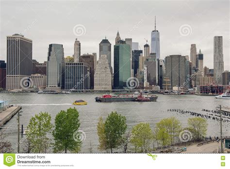 View Of The Manhattan Skyline From Brooklyn Heights Editorial