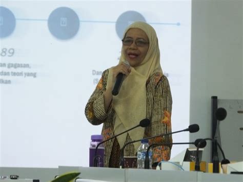We did not find results for: Pudjiwati Sajogyo: Peranan Wanita dalam Keluarga dan ...