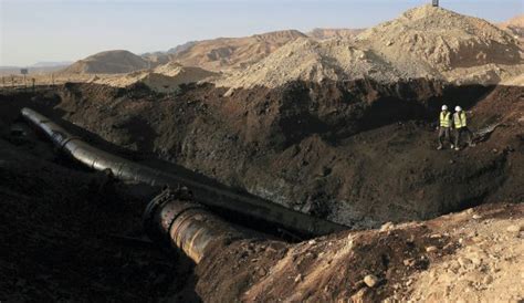 Storm brings more tar to israel's mediterranean coast following major oil spill. Negev Desert oil spill in Israel will take years to clean ...