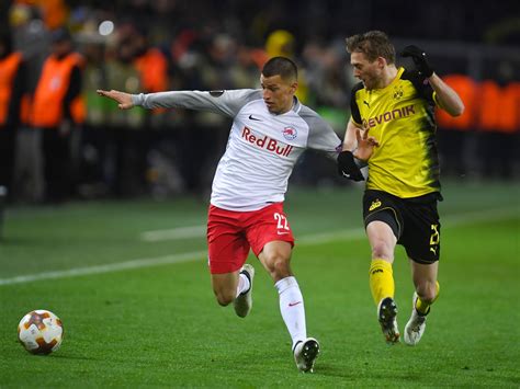 Now based in barcelona after six years in são paulo, i have written on these topics at length through previews and analysis while having also covered match. Heute LIVE: Red Bull Salzburg gegen Borussia Dortmund (BVB ...