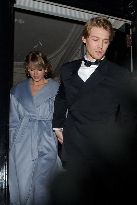 Taylor swift and joe alwyn have been together for four years. Taylor Swift and Joe Alwyn's Relationship: A Complete ...