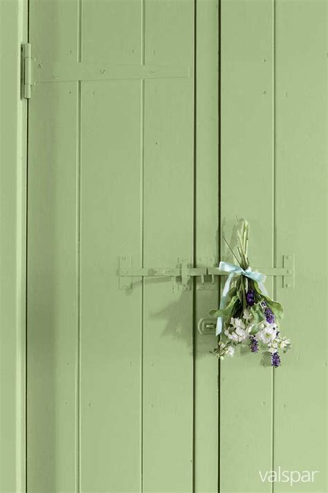 Whether you're looking for light or dark green paint, we can match and mix 2.2 million colours to help you find the cobblestone moss x130r250d. The perfect green for a country kitchen, this is #Valspar ...