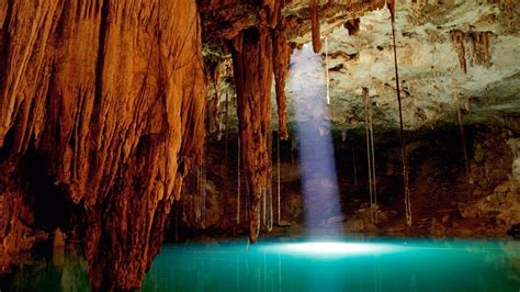 Windows 1.0 Cave Wallpaper