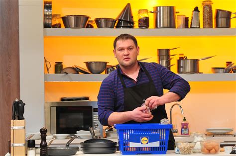 Acest show culinar va fi difuzat. Chefi la cutite episodul 5: Frații își declară război, iar ...