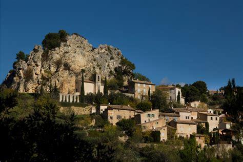 Check spelling or type a new query. Beaumes de Venise, aux pieds des Demoiselles de Montmirail ...