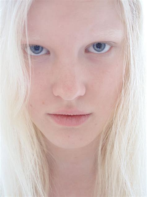 Linn A Newfaces Pretty Makeup Makeup Looks Modelo Albino Albino