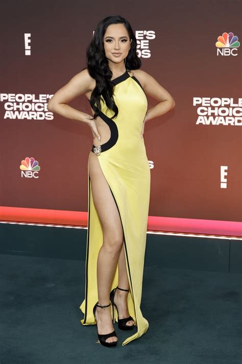 Becky G S Sexy Yellow Dress At The People S Choice Awards Popsugar Fashion Photo