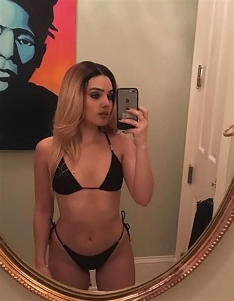 Latina Selfie In Bed Mega Porn Pics