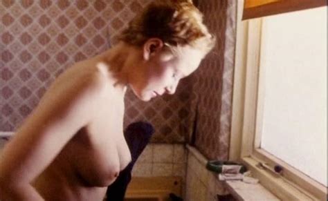 Nude Video Celebs Samantha Morton Nude Under The Skin Free Hot