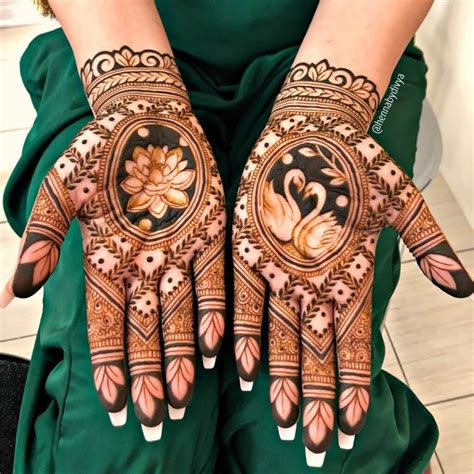 Mandhi Desgined Latest Trendsetter Bridal Mehndi Designs For Brides